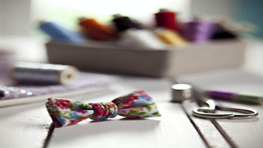 Jak uszyć gumkę do włosów? - proste sposoby na akcesoria